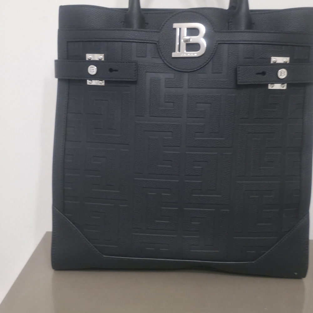 Balmain Black Designer Tote Bag *SOLD OUT NEVER WORN!!!!)